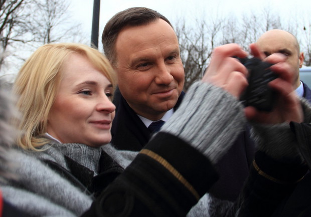 Andrzej Duda ze swoją fanką