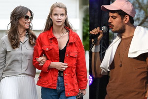 Taco Hemingway na koncercie, Kinga Rusin z córką Igą Lis