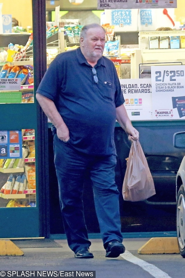 Thomas Markle wychodzi z KFC
