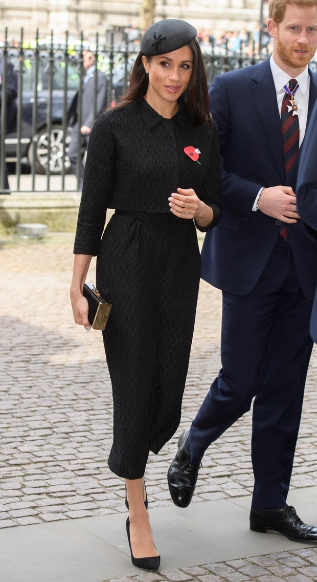 Ksi??? Harry i Meghan Markle na mszy Anzac Dawn
