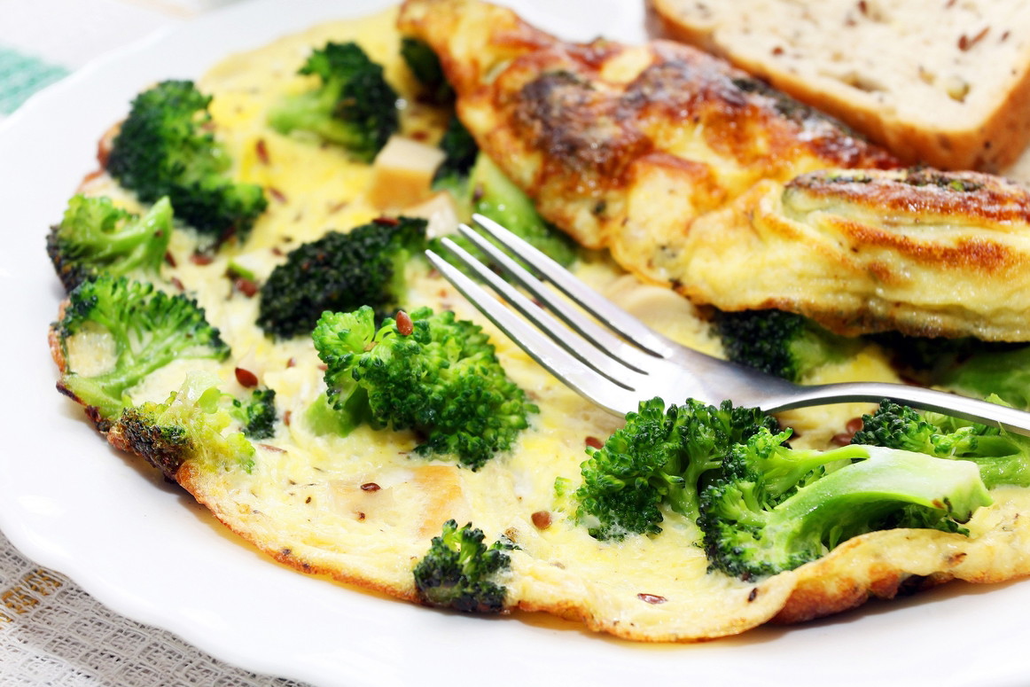 omlet-z-brokulami