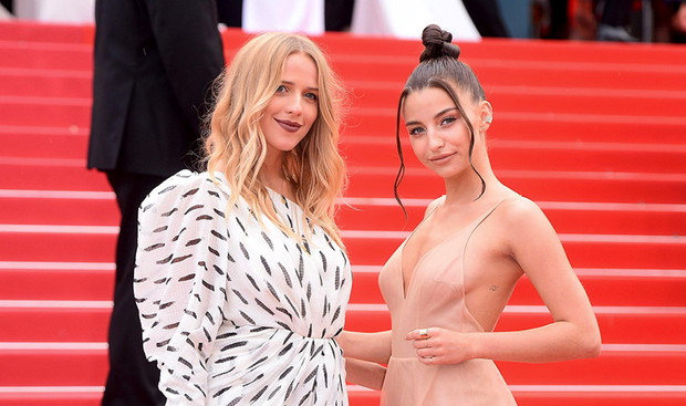 Jessica Mercedes i Julia Wieniawa w Cannes
