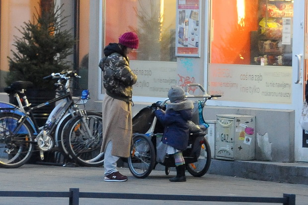 2018.03.10 WarszawaRoma Gasiorowska z dziecmiFOT KS1/AF EOS