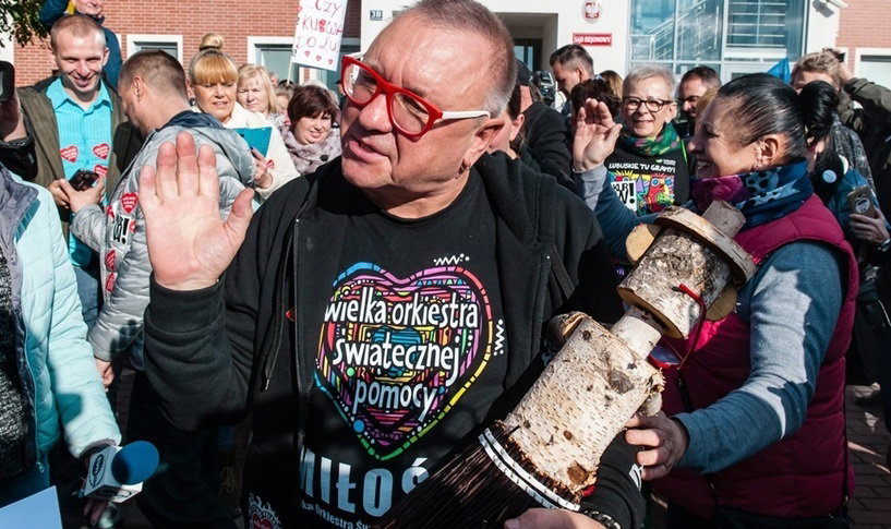 Jerzy Owsiak ukarany za wulgaryzmy na Woodstocku
