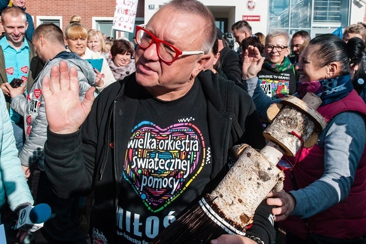 Jerzy Owsiak ukarany za wulgaryzmy na Woodstocku