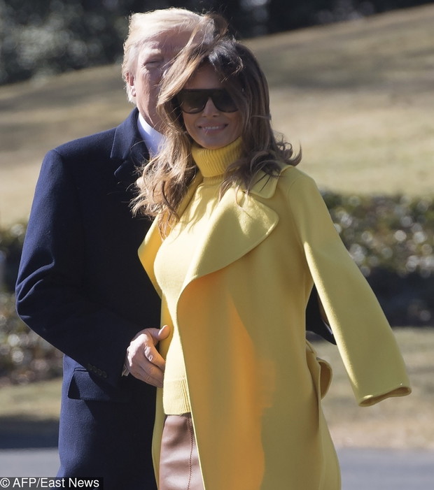 Melania Trump w ?ó?tym p?aszczu