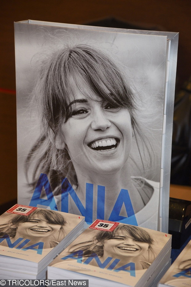 Promocja ksi??ki o Annie Przybylskiej