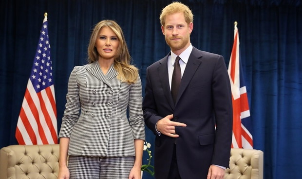 Dwie stylizacje Melanii Trump. Która lepsza?