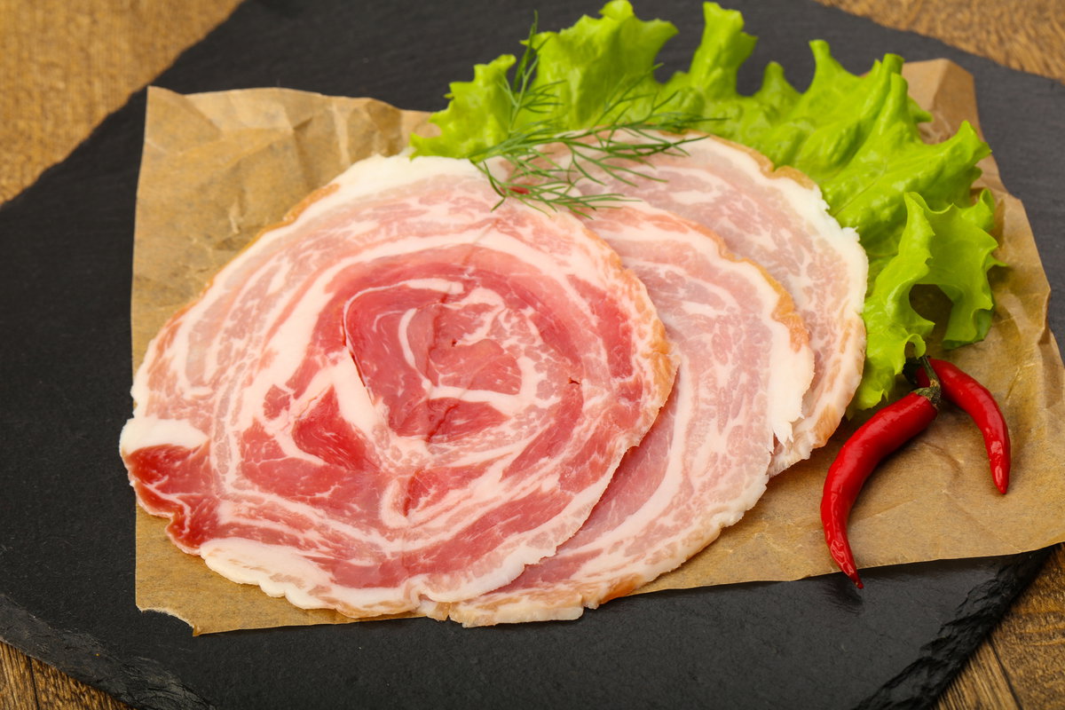 Włoska pancetta
