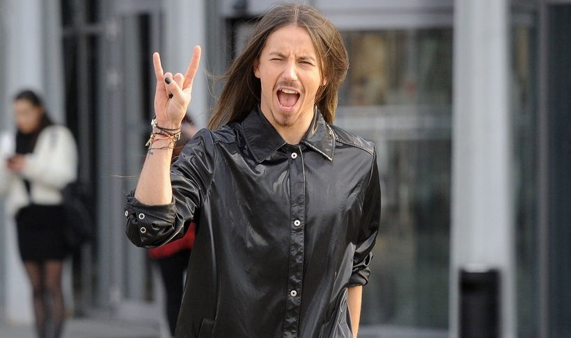 Michał Szpak może otwierać szampana! Singiel „Don’t Poison Your Heart” zaliczył kolejny wielki sukces!