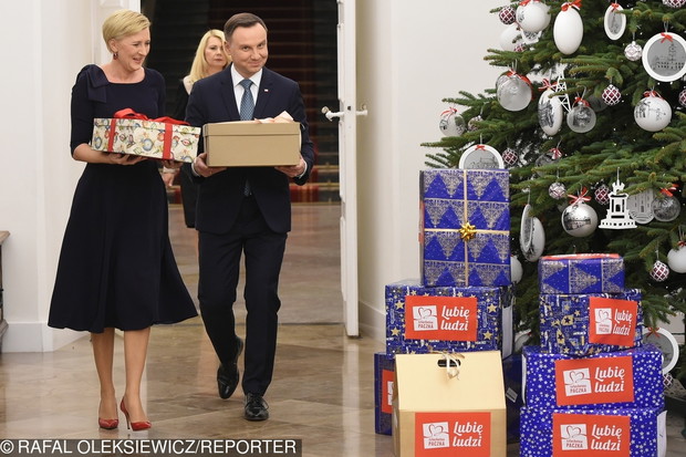 Para Prezydecka przygotowa?a Szlachetn? Paczk?