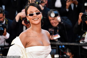 Dlaczego Rihanna przytyła 12 kilogramów?