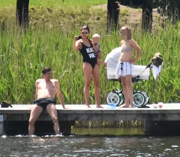 Robert i Anna Lewandowscy z córk? na Warmii
