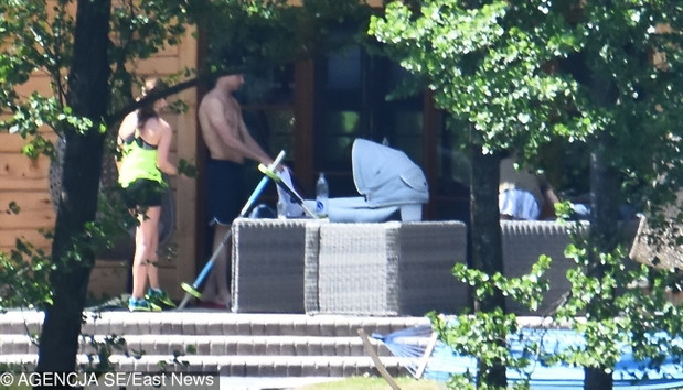 Robert i Anna Lewandowscy z córk? na Warmii