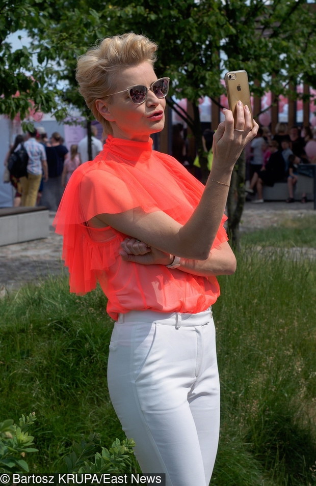 Dzie? Ró?owej Wst??ki
