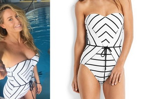 Małgorzata Rozenek w kostiumie kąpielowym marki Seafolly