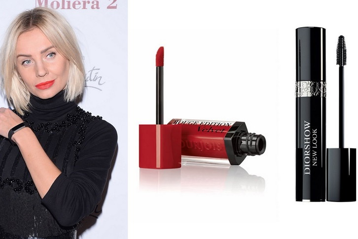 Agnieszka Woźniak-Starak w makijażu z czerwoną pomadką