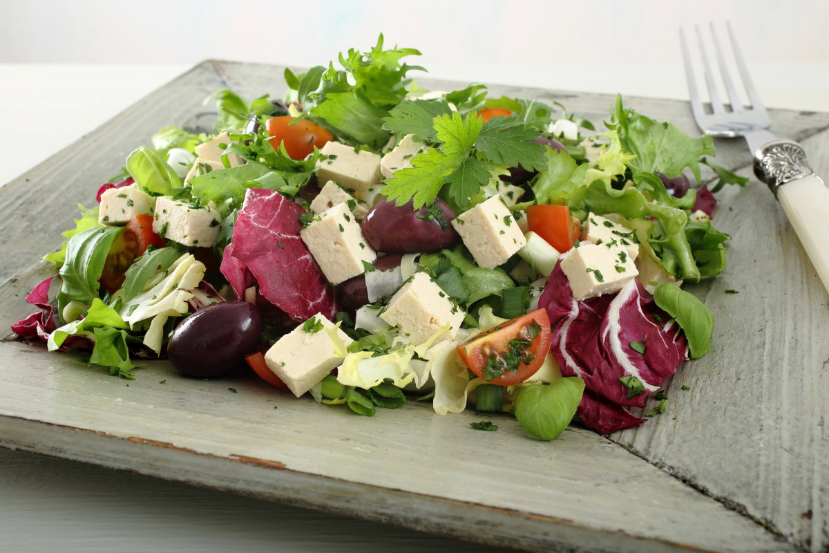 Sałatka z tofu