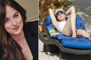 Dakota Johnson w stroju kąpielowym