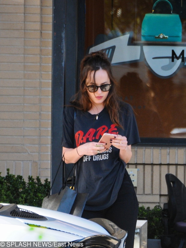 Nieuczesana Dakota Johnson