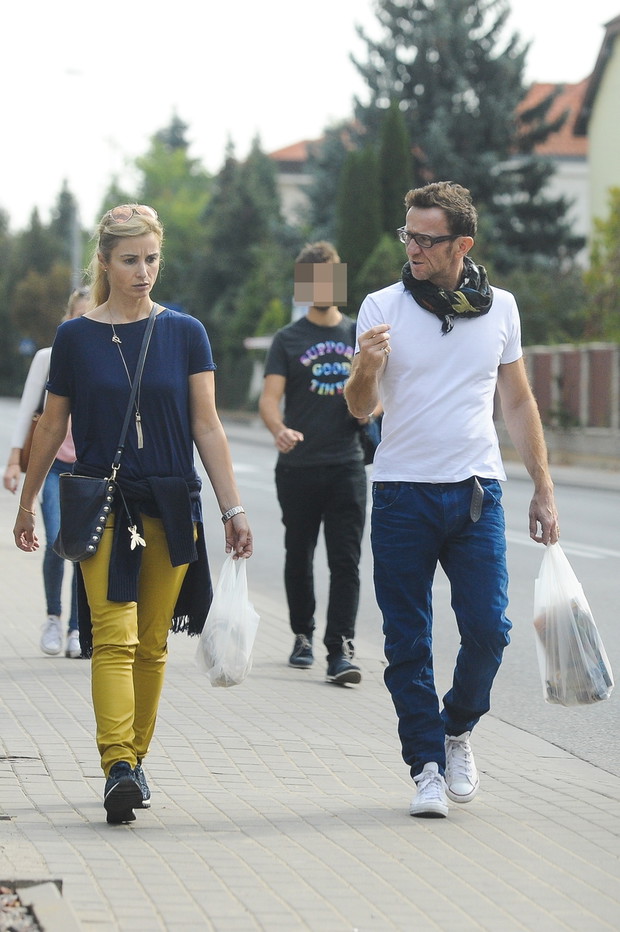 2016.10.04 WarszawaJoanna Brodzik i Pawel Wilczak z dziecmiFOT SAN/AF EOS