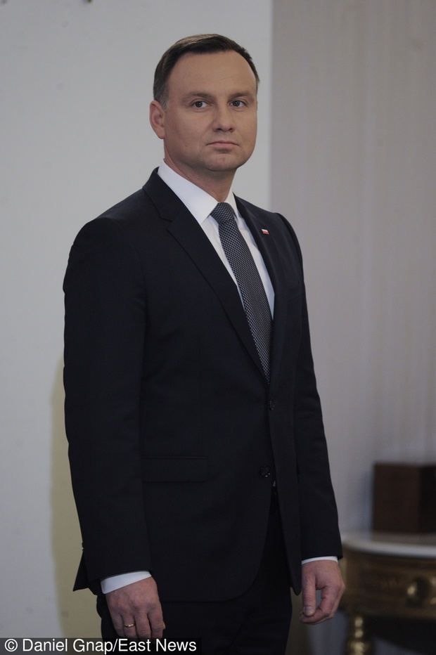 Prezydent wr?czy? nominacje dowódcy operacyjnemu i dowódcy WOT
