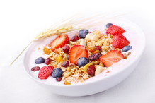 Jogurt z owocami