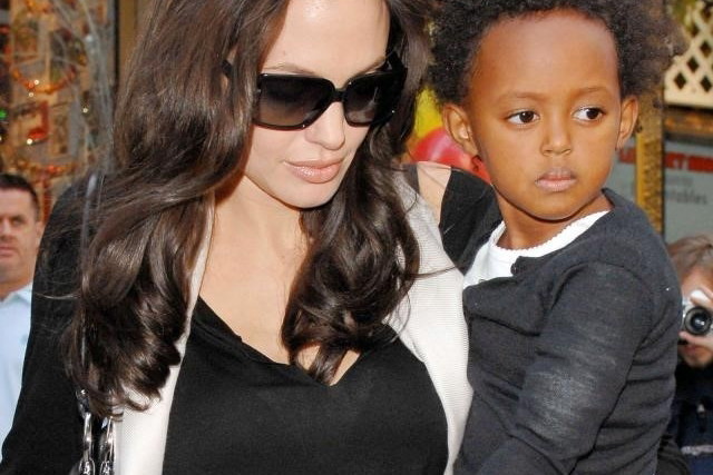 Angelina Jolie z dzieckiem