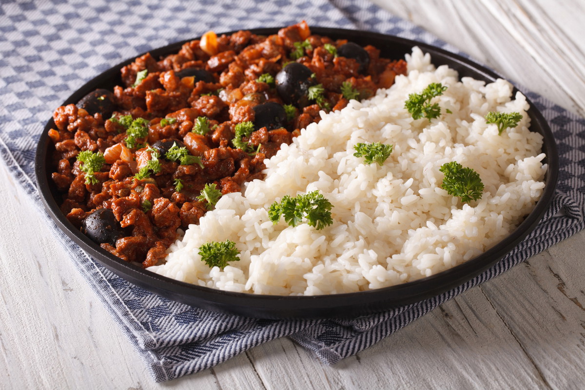 Picadillo-kubanskie-i-hiszpanskie