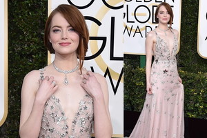 Emma Stone podczas 74. gali rozdania Złotych Globów