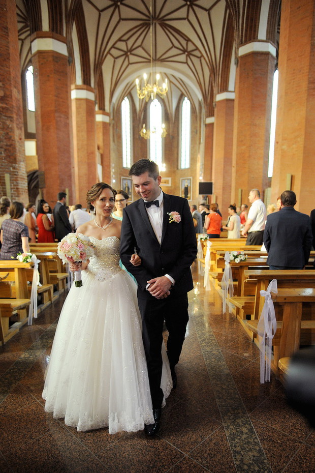 SLUB PAWLA SZAKIEWICZA Z MARTYNA MATECKA W BRANIEWIE