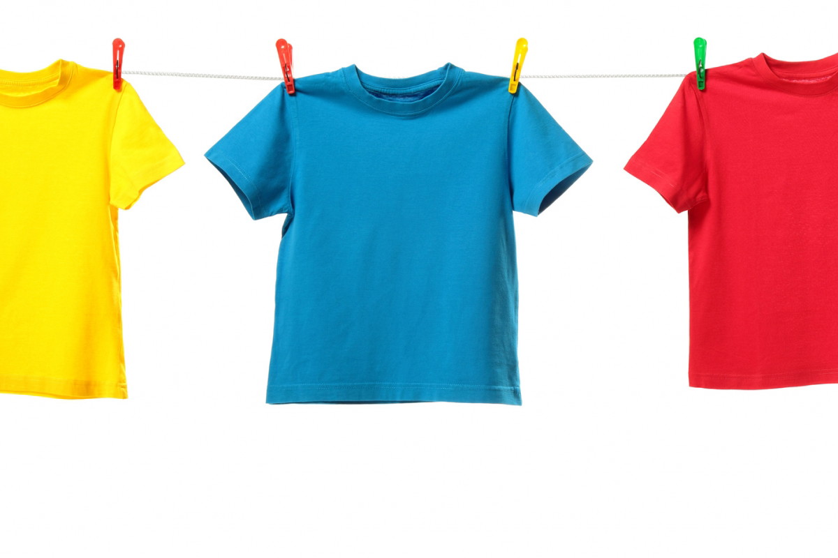 Kolorowe t-shirty na sznurku