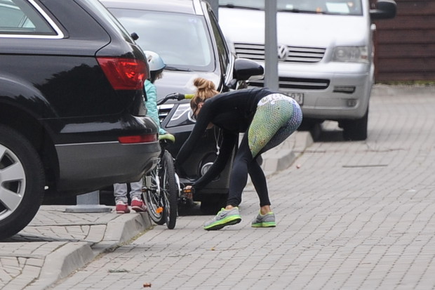 2016.04.03 Warszawa
Malgorzata Rozenek na rowerze
FOT SAN/AF EOS