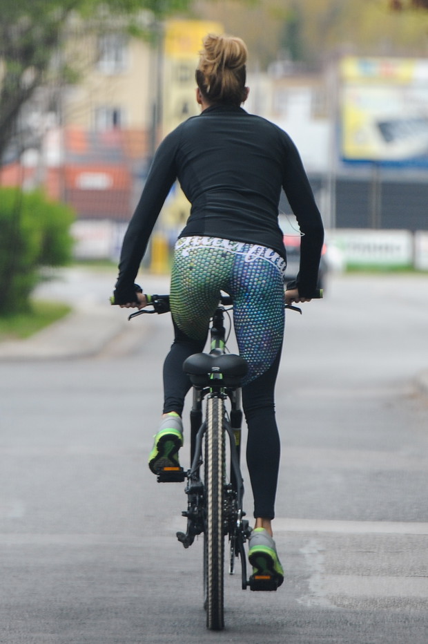 2016.04.03 Warszawa
Malgorzata Rozenek na rowerze
FOT SAN/AF EOS