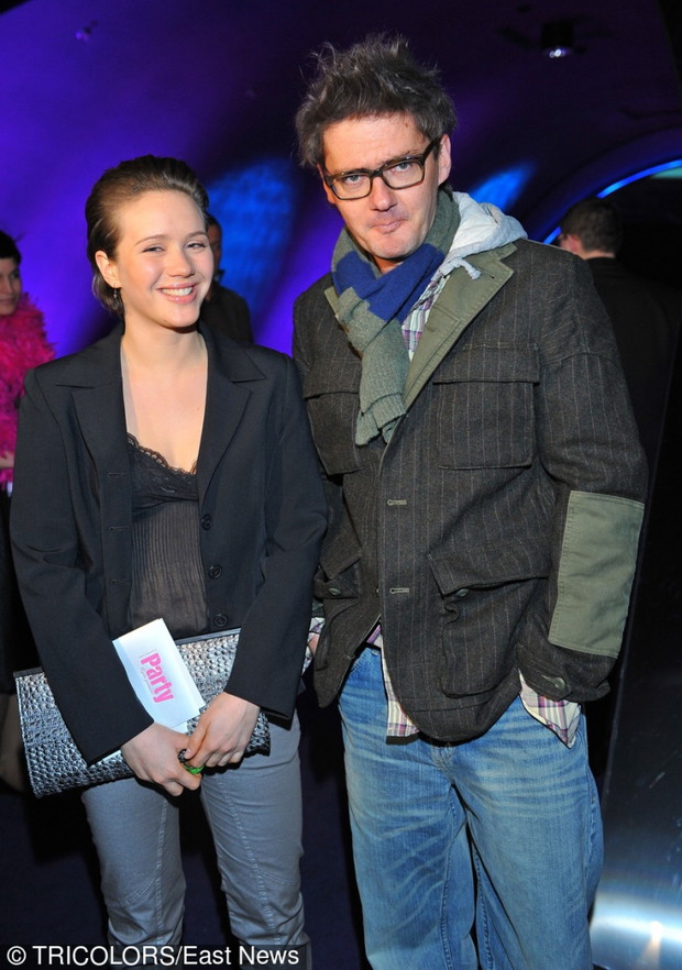 imgQqI42L-25646c2