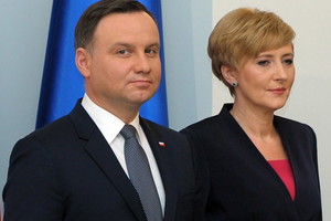 Agata Duda unika konktaktów z mediami?