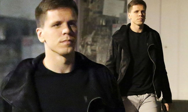 Wojciech Szczęsny wraca z nocnego klubu w Londynie