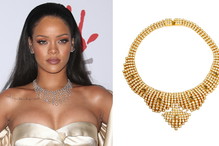 Rihanna, naszyjniki w rozmiarze XXL