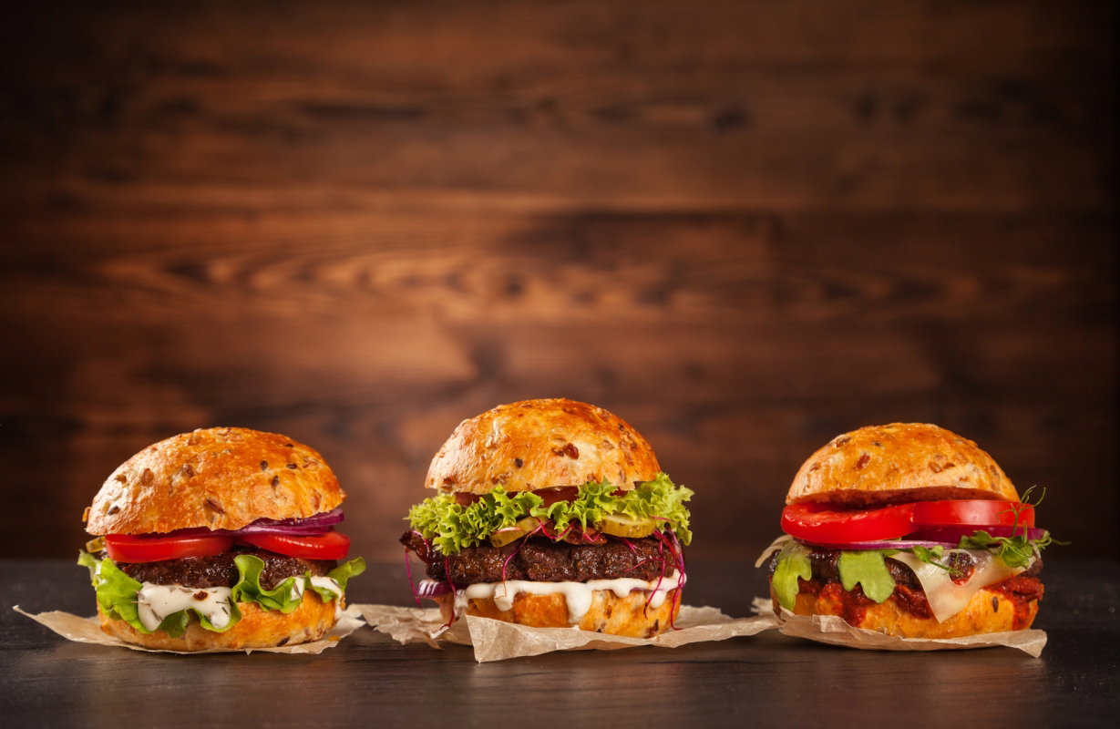 trzy burgery