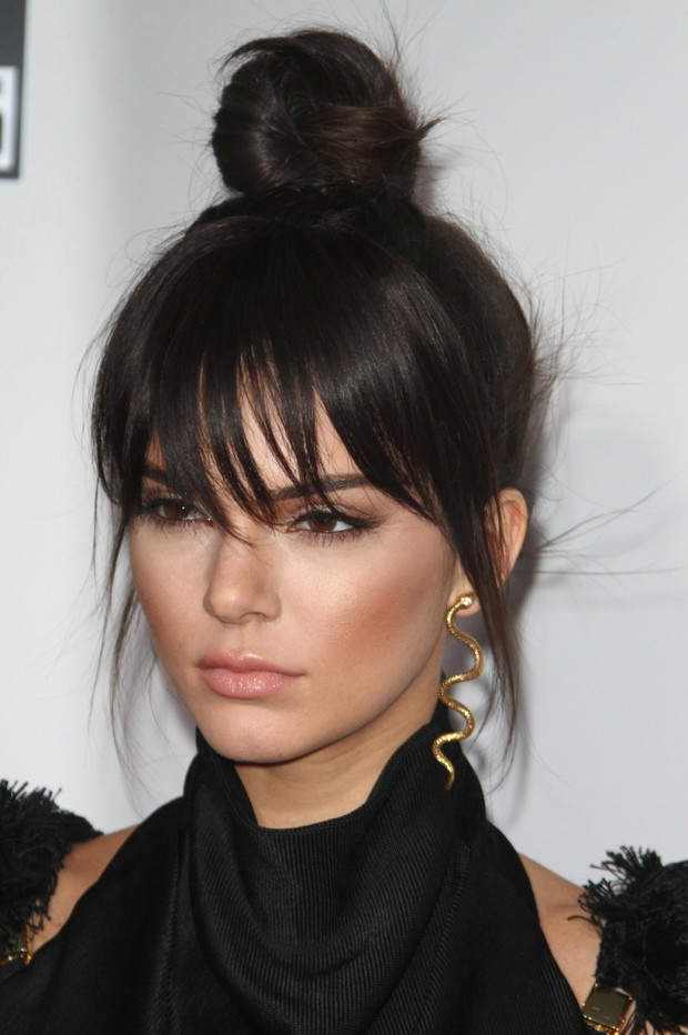 Kendall Jenner w wysokim koku