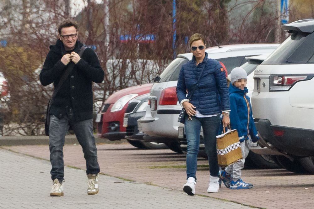 Paweł Wilczak i Joanna Brodzik z dziećmi