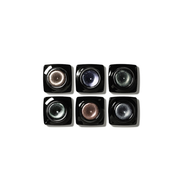 Cienie do powiek w kremie Long Wear Cream Eyeshadow, Bobbi Brown, 120 zł/szt.