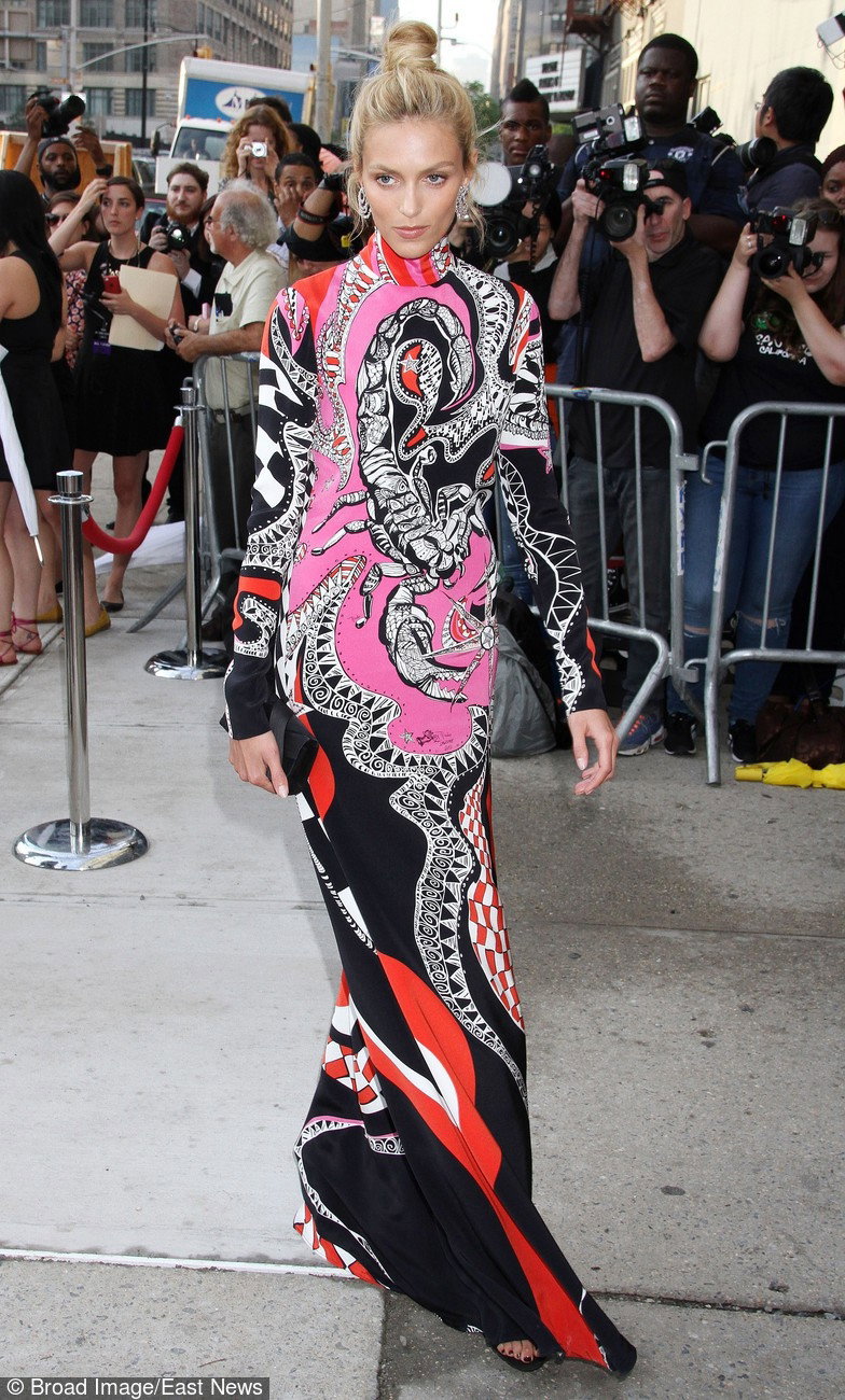 Anja Rubik na imprezie Amfar Inspiration Gala w Nowym Jorku, 16 czerwca 2015