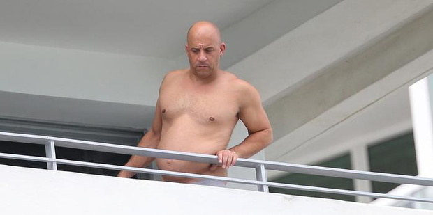 gwiazdor-kina-akcji-vin-diesel-z-brzuszkiem-312733-1X700-ab3d75b