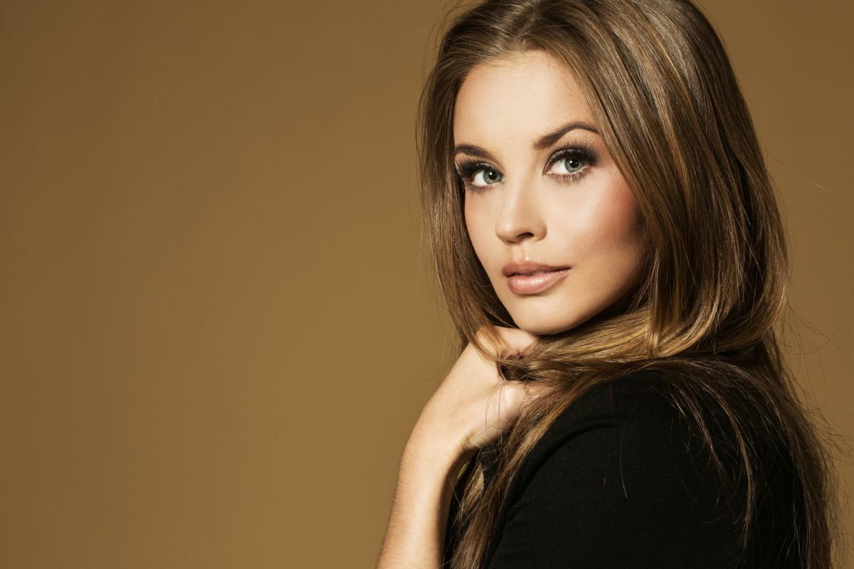 Kobieta z włosami blond