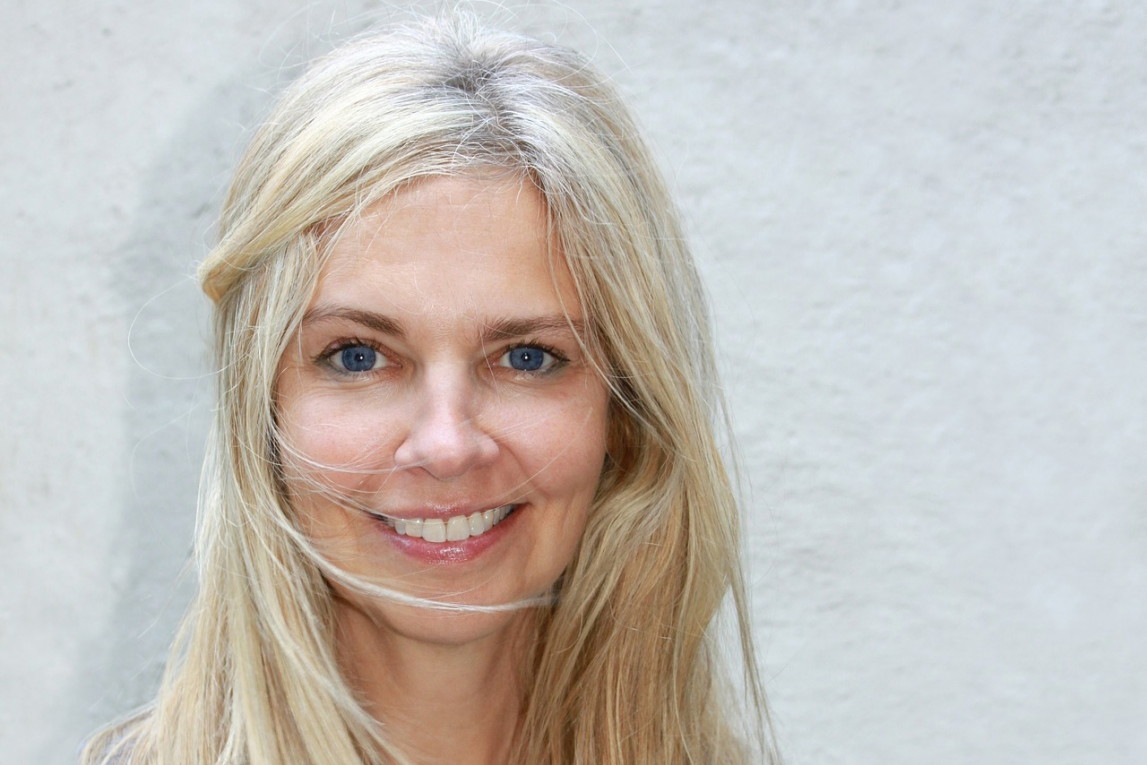 Niebieskooka blondynka