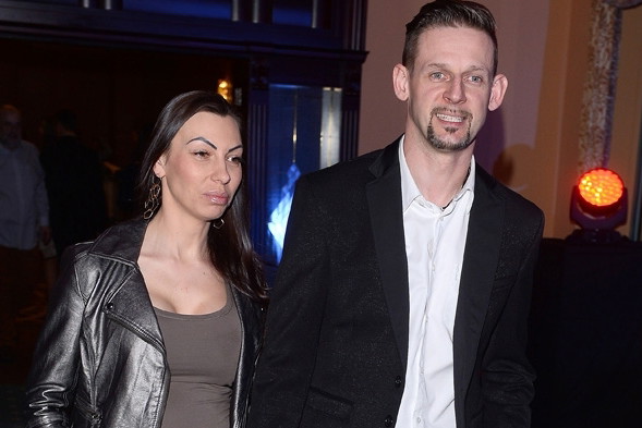 Michał Wójcik zagrał z dzieckiem i partnerką w teledysku
