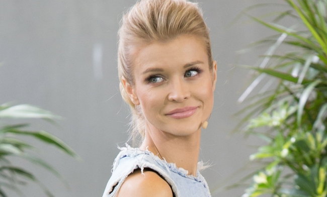 Joanna Krupa bez stanika