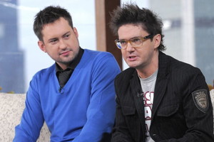 Marcin Prokop i Kuba Wojewódzki na kanapie w studiu Dzień dobry TVN