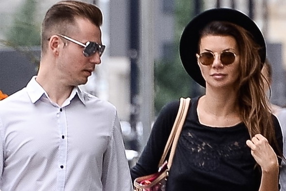 Edyta Górniak na spacerze z Michałem Nocnym